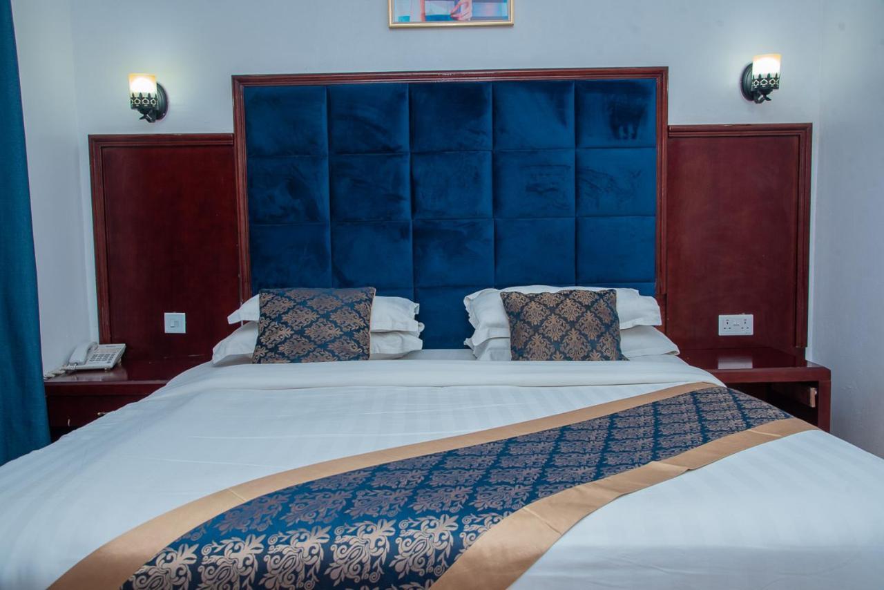 Mika Lodge لوساكا المظهر الخارجي الصورة
