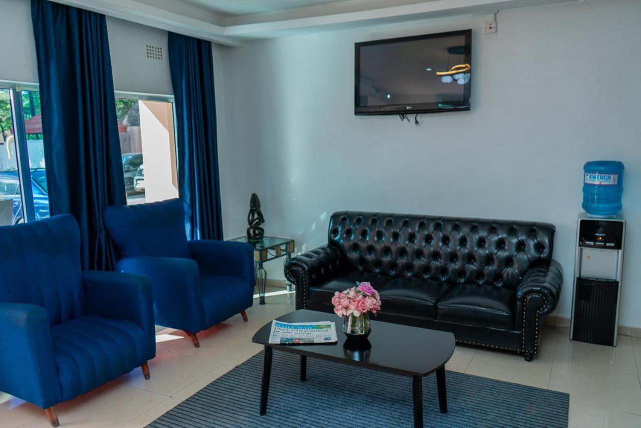 Mika Lodge لوساكا المظهر الخارجي الصورة